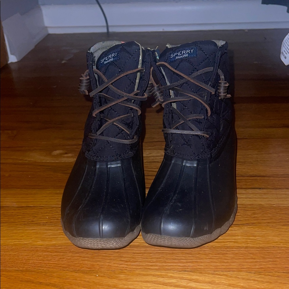 Sperry Quilted Black Duck Boots with Brown Laces